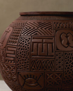 Ɔdehyeɛ Kukuo ("Royal Vessel")
