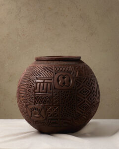 Ɔdehyeɛ Kukuo ("Royal Vessel")
